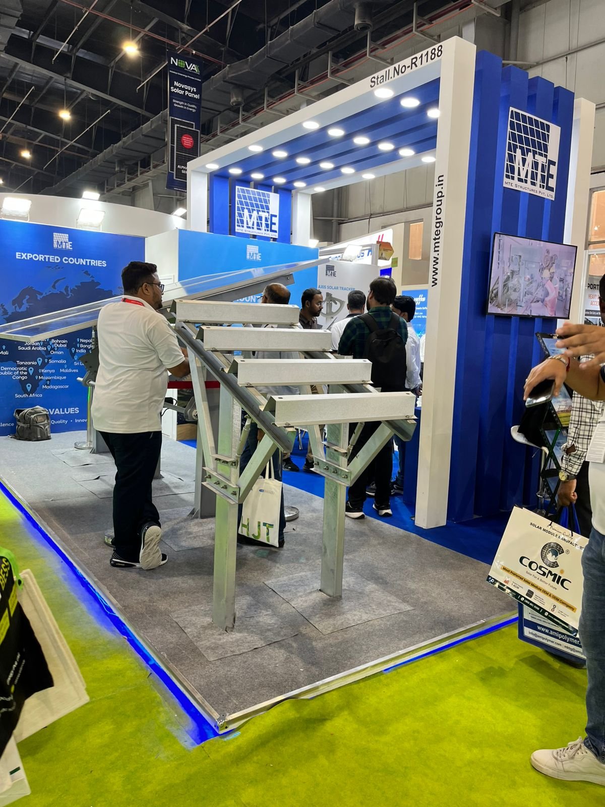 WhatsApp Image 2025-04-13 at 09.36.00_427a5dde